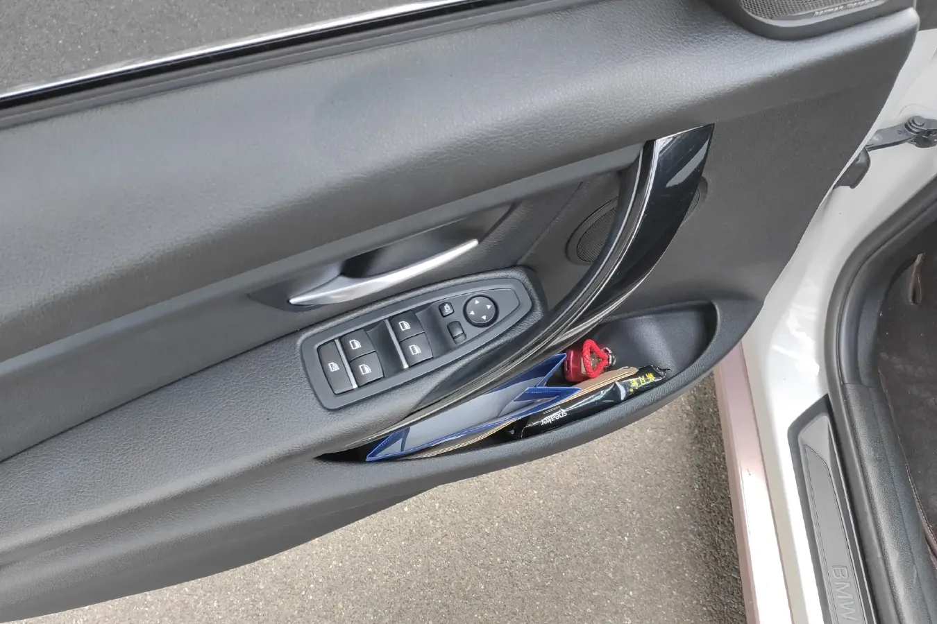 2017 BMW 3 Series 2.0T 184HP L4 8AT,autocango,china used car exporter,china ev exporter,chinese used car exporter,chinese used ev exporter