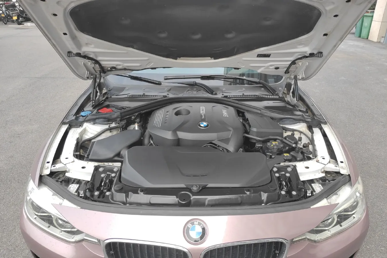 2017 BMW 3 Series 2.0T 184HP L4 8AT,autocango,china used car exporter,china ev exporter,chinese used car exporter,chinese used ev exporter