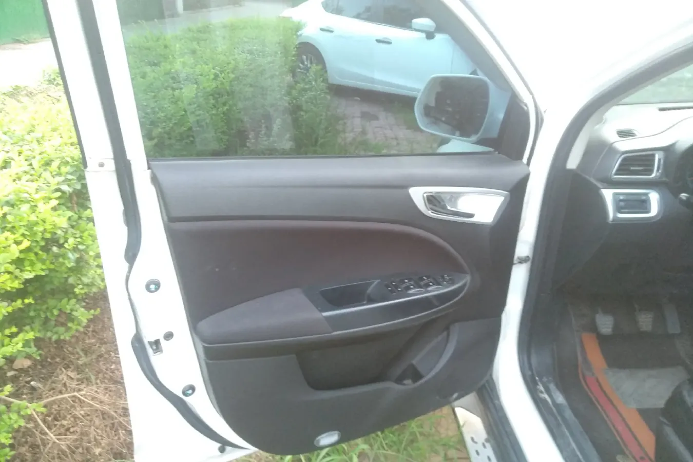 2015 FAW Jumpal D60 1.5L 102HP L4 5MT,autocango,china used car exporter,china ev exporter,chinese used car exporter,chinese used ev exporter