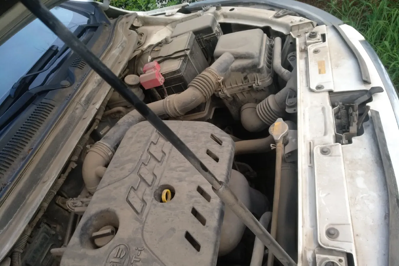 2015 FAW Jumpal D60 1.5L 102HP L4 5MT,autocango,china used car exporter,china ev exporter,chinese used car exporter,chinese used ev exporter