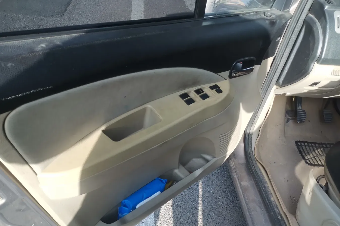 2012 DongFeng Forthing Joyear 1.5L 120HP L4 5MT,autocango,china used car exporter,china ev exporter,chinese used car exporter,chinese used ev exporter