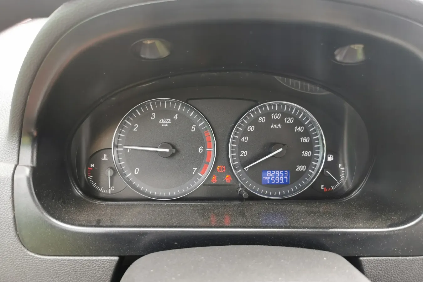 2014 BAIC WeiWang M20 1.5L 106HP L4 5MT,autocango,china used car exporter,china ev exporter,chinese used car exporter,chinese used ev exporter