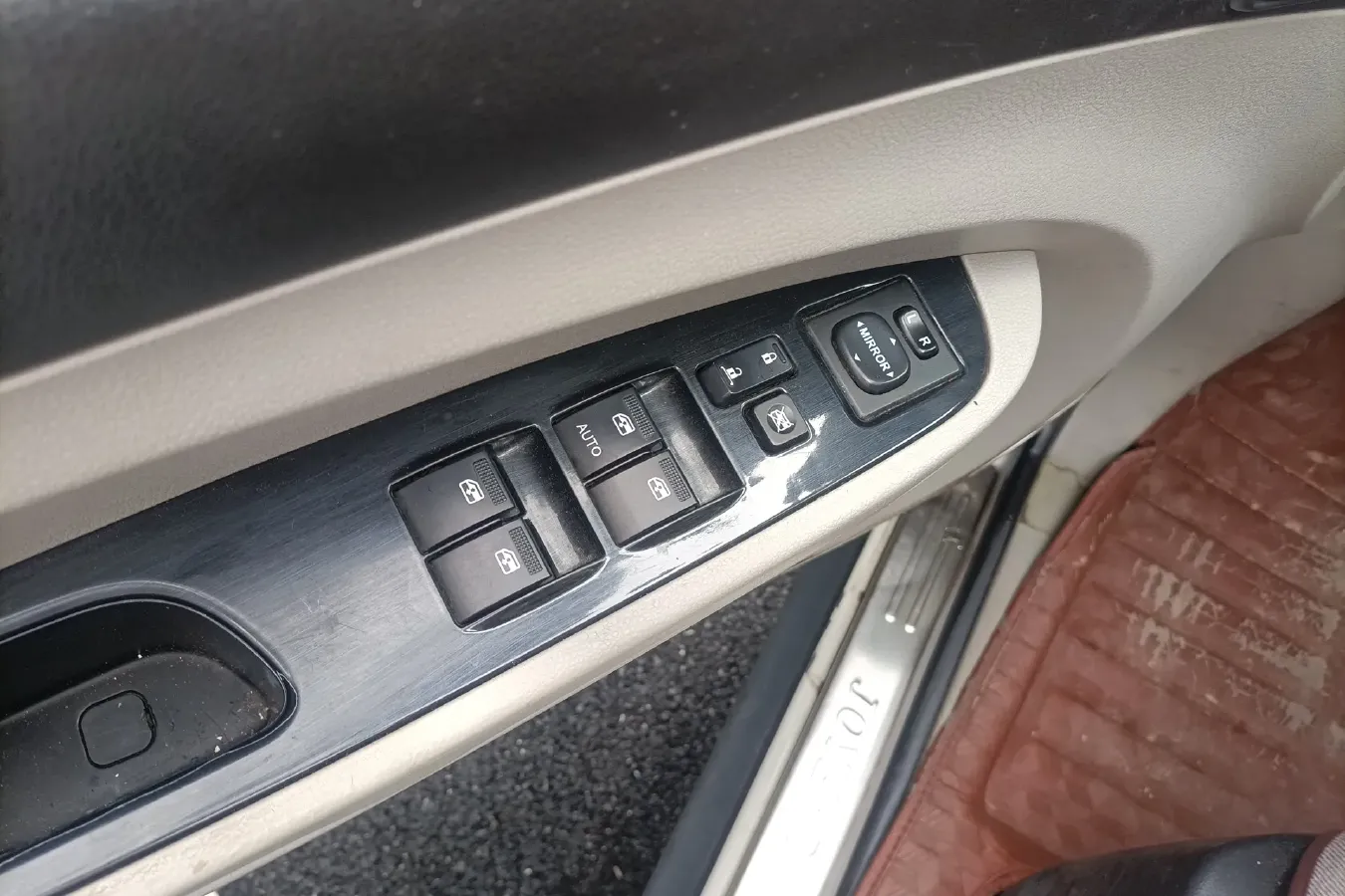 2016 DongFeng Forthing Joyear X3 1.5L 120HP L4 5MT,autocango,china used car exporter,china ev exporter,chinese used car exporter,chinese used ev exporter