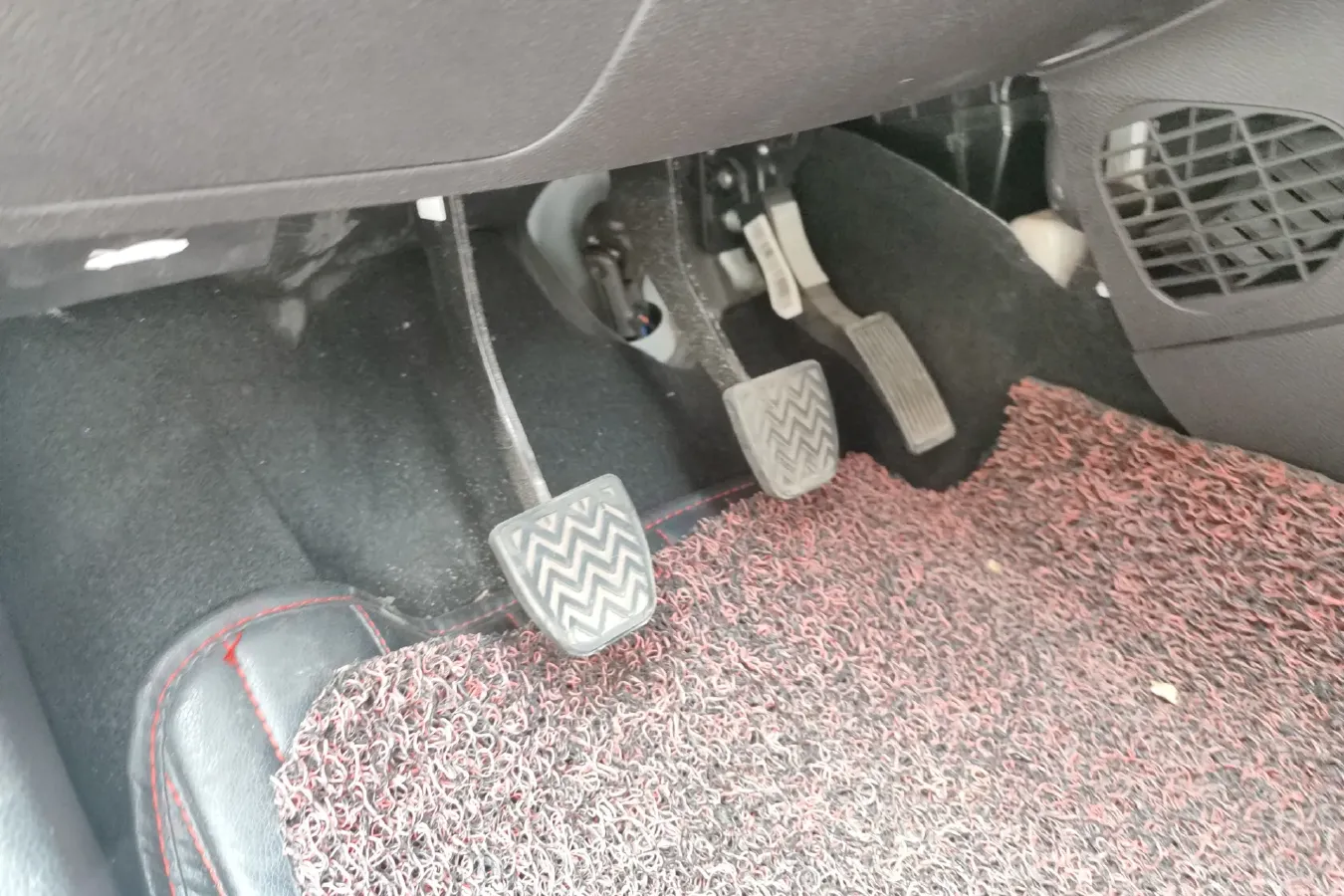 2017 JAC Refine S2mini 1.3L 99HP L4 5MT,autocango,china used car exporter,china ev exporter,chinese used car exporter,chinese used ev exporter