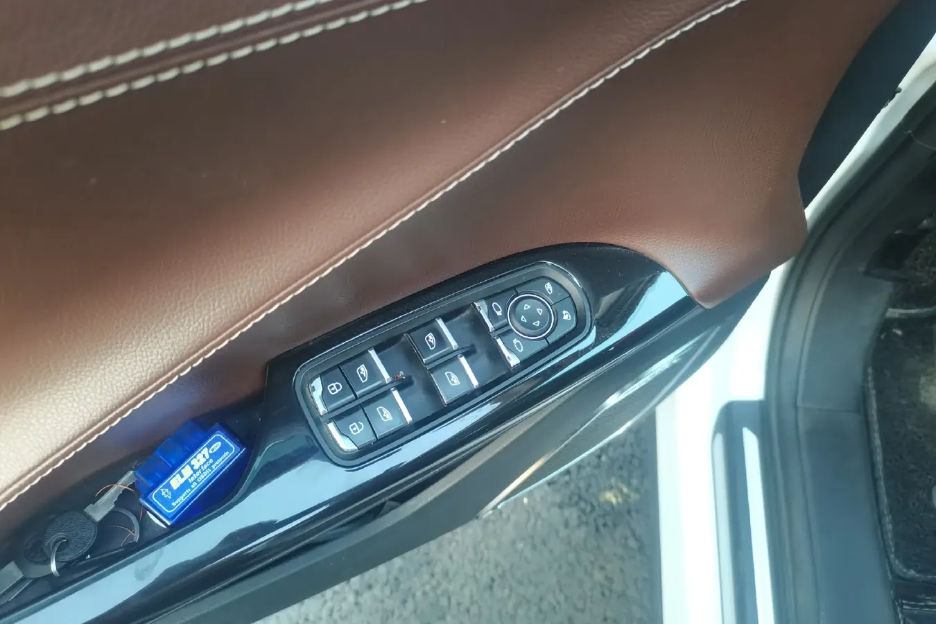 2018 Traum S70 1.5T 156HP L4 6AT,autocango,china used car exporter,china ev exporter,chinese used car exporter,chinese used ev exporter