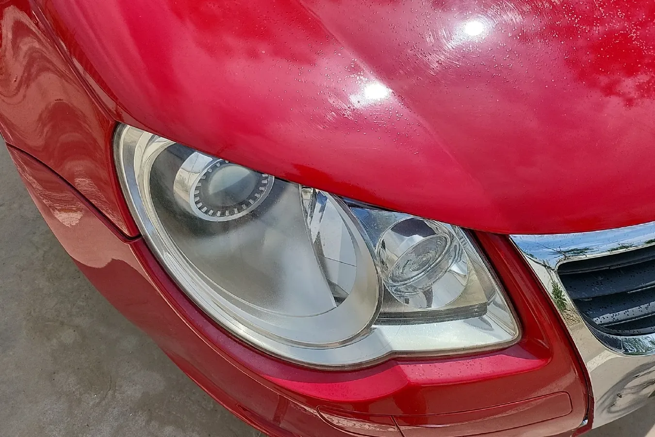 2010 Volkswagen Eos 2.0T 200HP L4 6DCT,autocango,china used car exporter,china ev exporter,chinese used car exporter,chinese used ev exporter