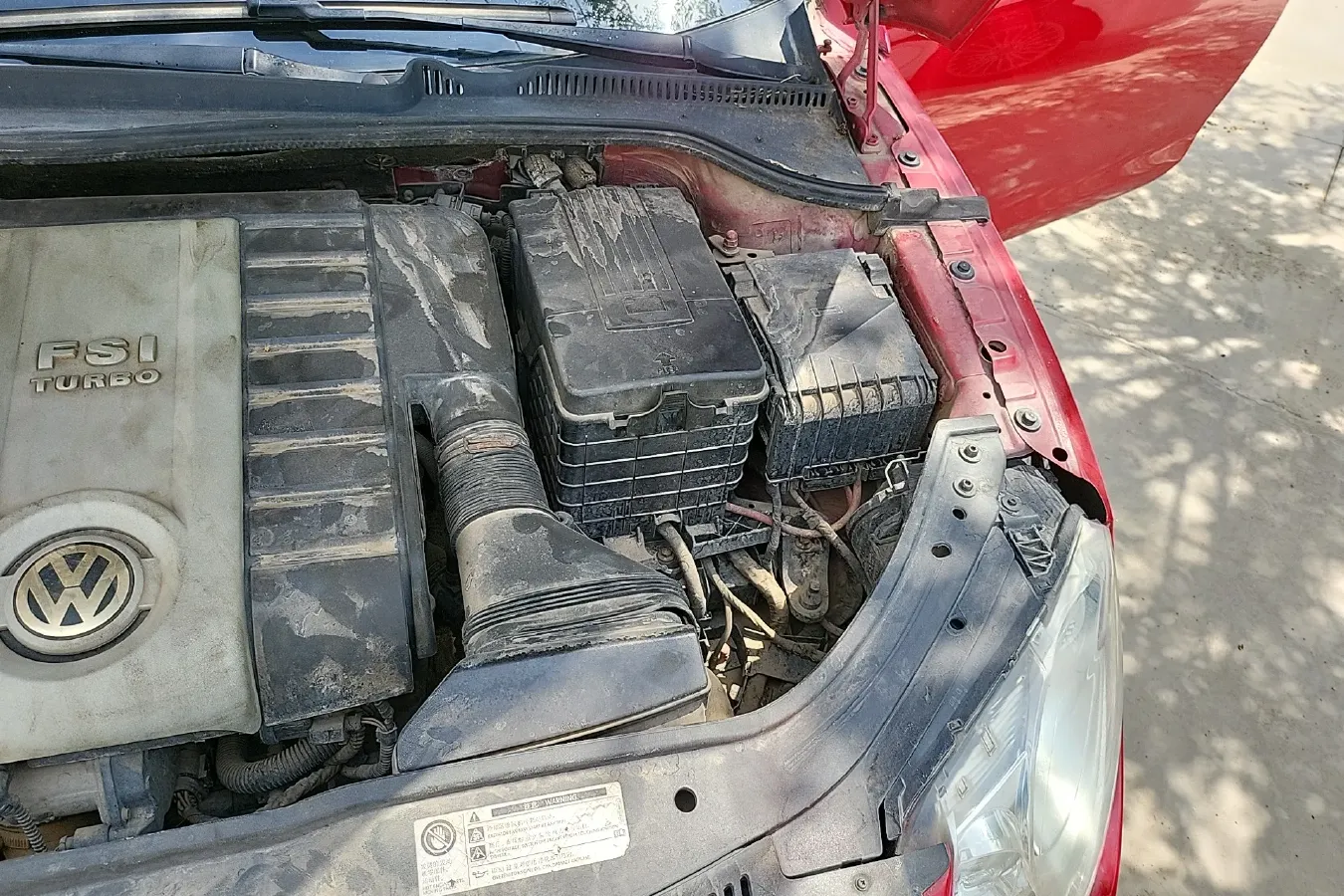 2010 Volkswagen Eos 2.0T 200HP L4 6DCT,autocango,china used car exporter,china ev exporter,chinese used car exporter,chinese used ev exporter