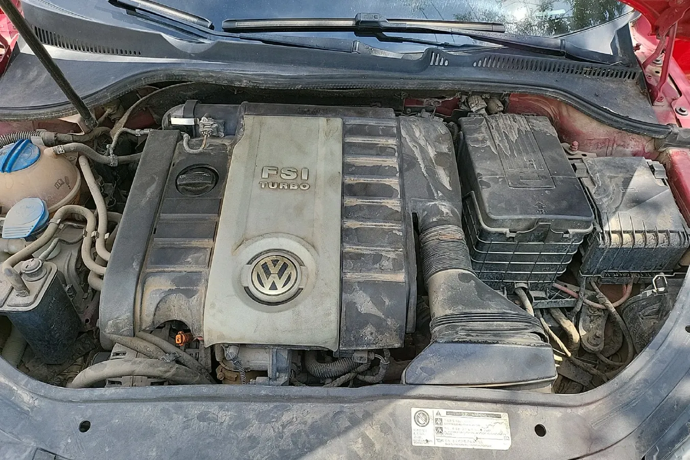 2010 Volkswagen Eos 2.0T 200HP L4 6DCT,autocango,china used car exporter,china ev exporter,chinese used car exporter,chinese used ev exporter