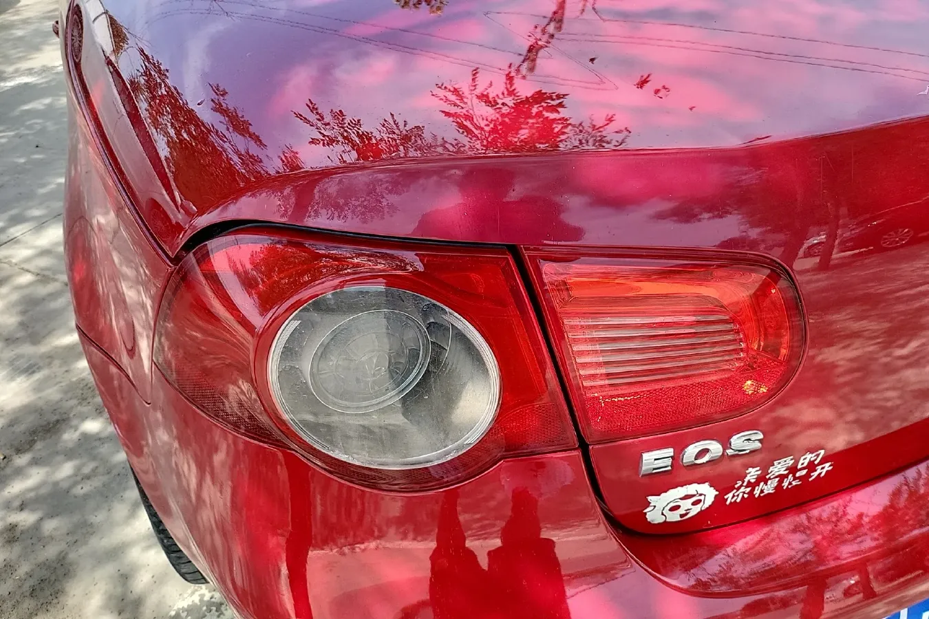 2010 Volkswagen Eos 2.0T 200HP L4 6DCT,autocango,china used car exporter,china ev exporter,chinese used car exporter,chinese used ev exporter