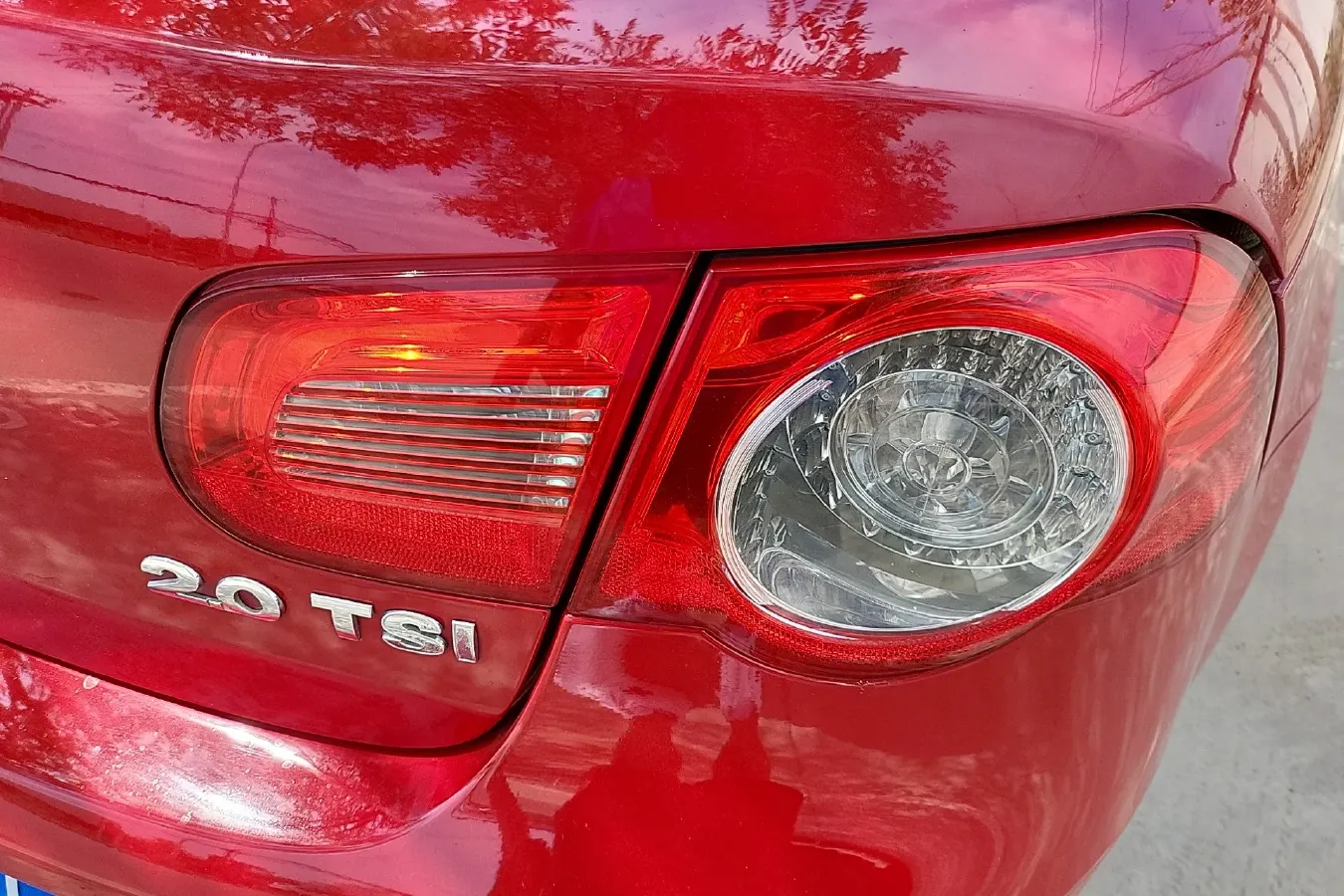 2010 Volkswagen Eos 2.0T 200HP L4 6DCT,autocango,china used car exporter,china ev exporter,chinese used car exporter,chinese used ev exporter