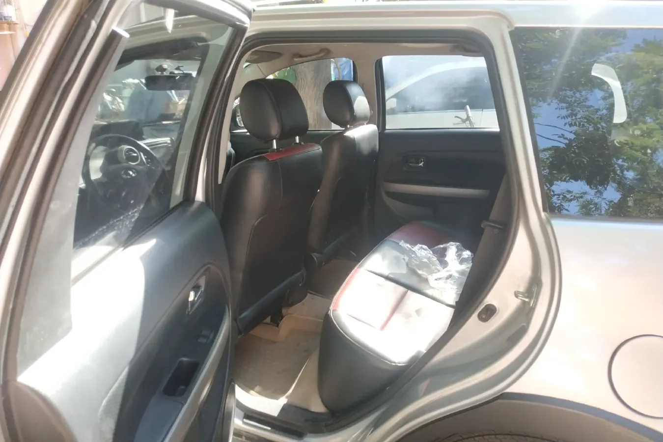 2011 Great Wall Florid 1.5L 106HP L4 5MT,autocango,china used car exporter,china ev exporter,chinese used car exporter,chinese used ev exporter