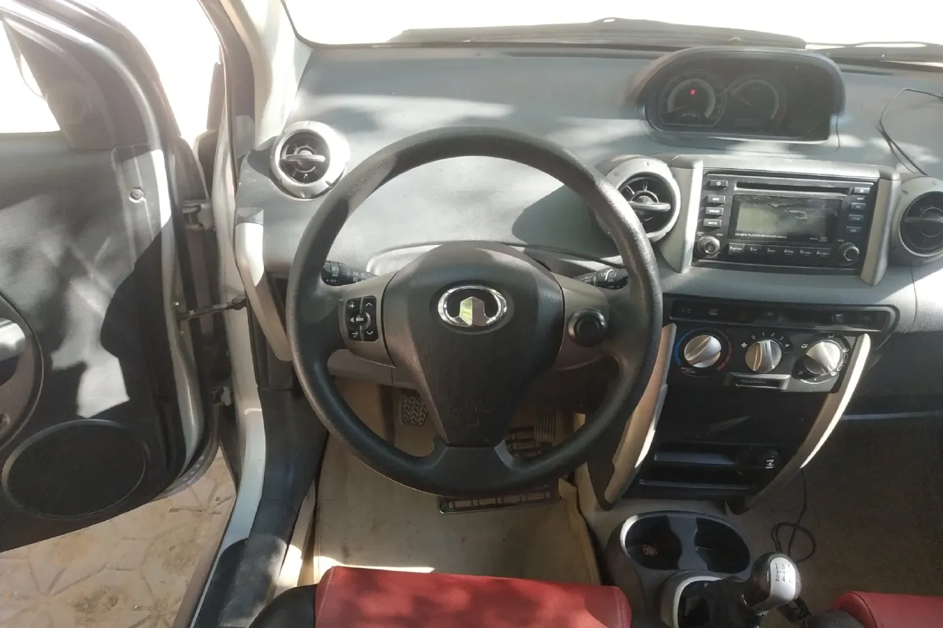 2011 Great Wall Florid 1.5L 106HP L4 5MT,autocango,china used car exporter,china ev exporter,chinese used car exporter,chinese used ev exporter