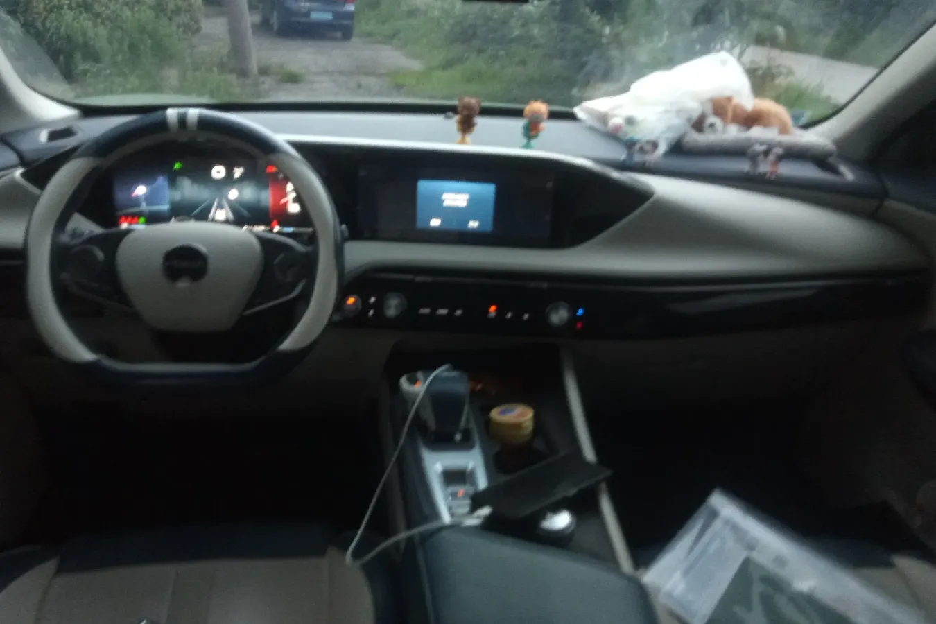 2022 DongFeng Aeolus HaoJi 1.5T 177HP L4 E-CVT Hybrid,autocango,china used car exporter,china ev exporter,chinese used car exporter,chinese used ev exporter