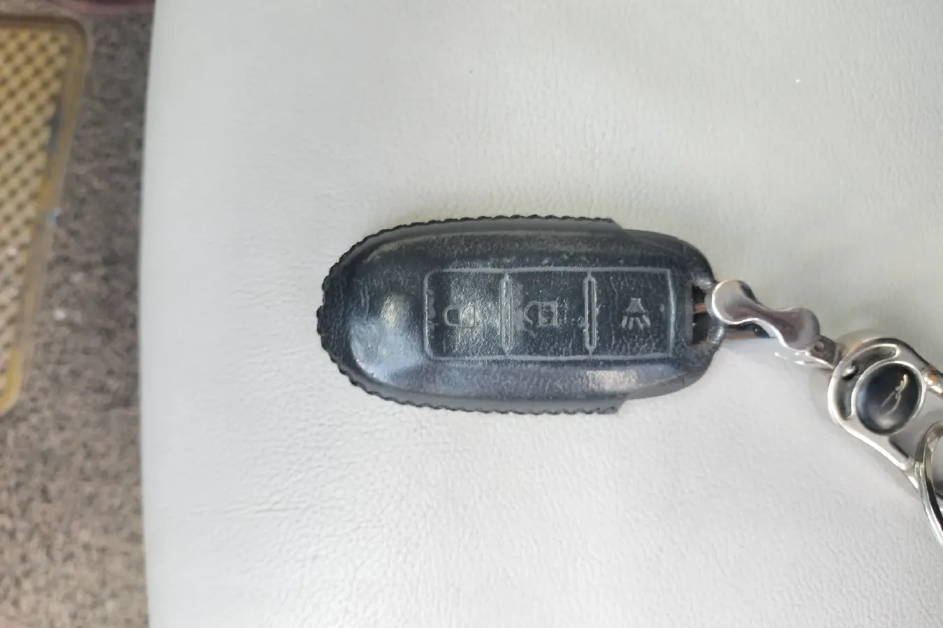 2017 Venucia T90 2.0L 144HP L4 CVT,autocango,china used car exporter,china ev exporter,chinese used car exporter,chinese used ev exporter