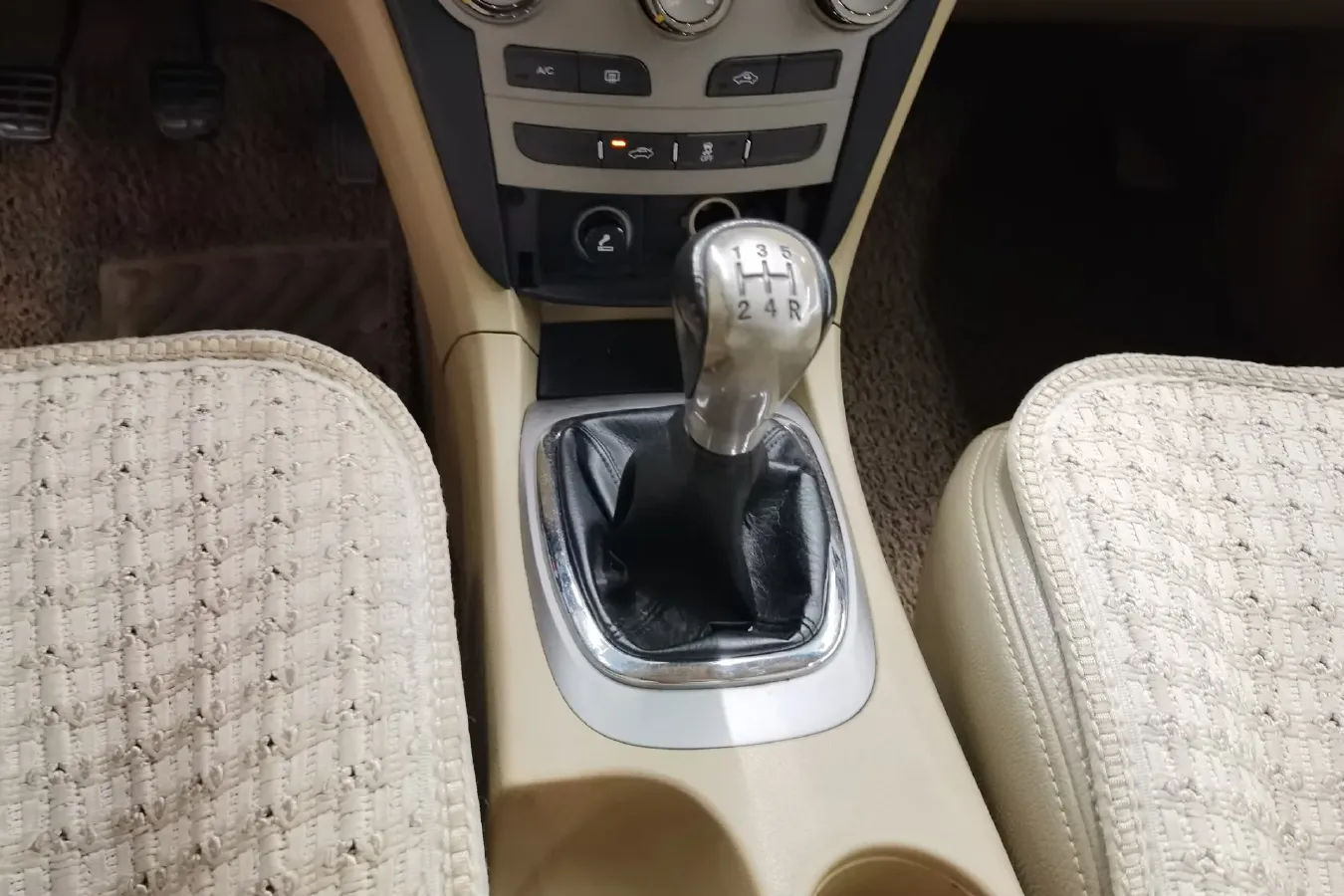 2010 Chery A3 1.6L 126HP L4 5MT,autocango,china used car exporter,china ev exporter,chinese used car exporter,chinese used ev exporter