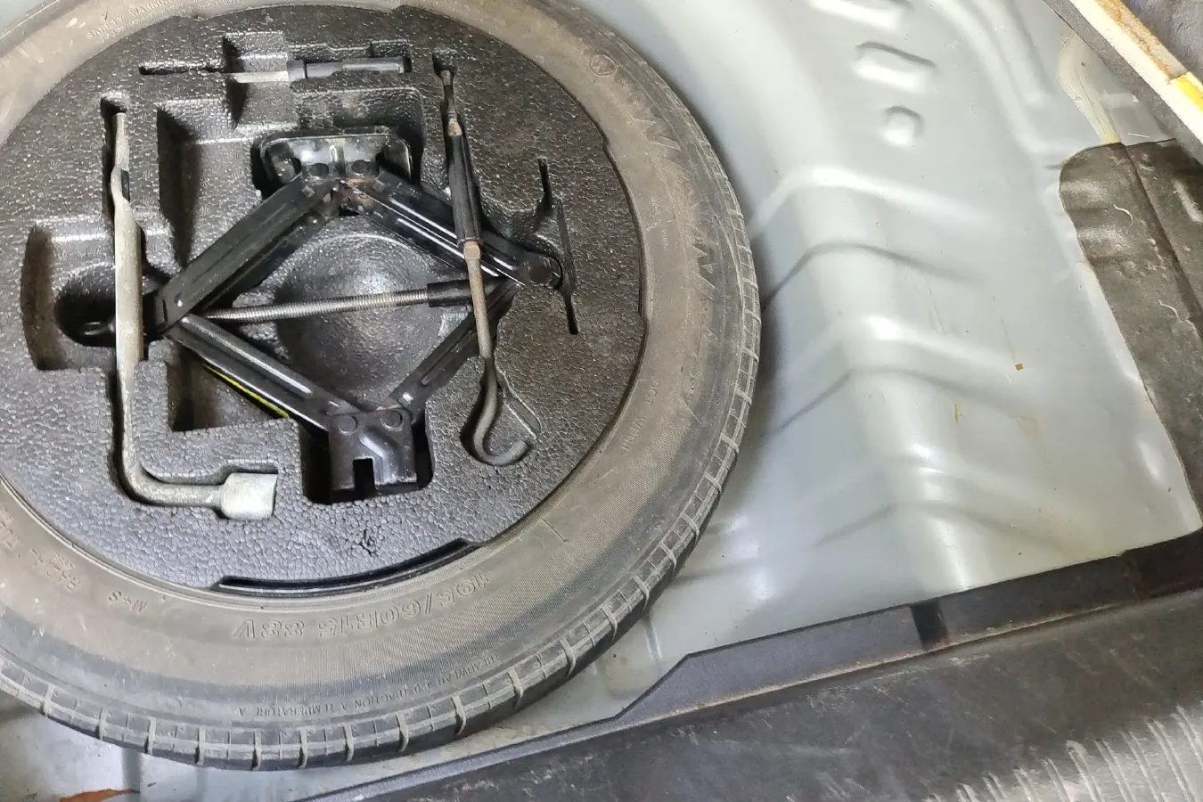 2010 Kia Cerato 1.6L 112HP L4 5MT,autocango,china used car exporter,china ev exporter,chinese used car exporter,chinese used ev exporter