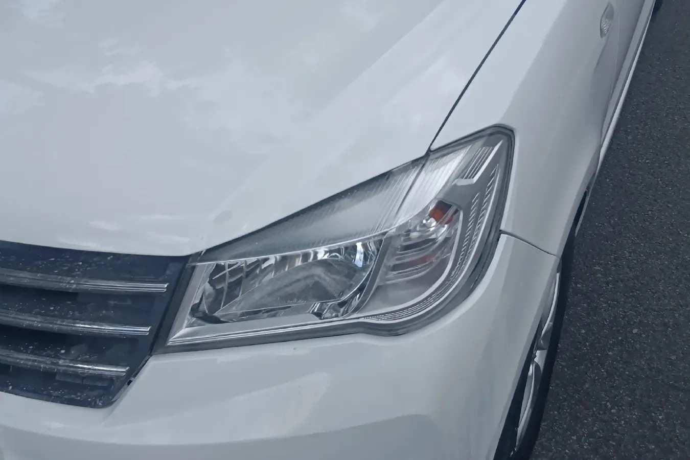 2018 DongFeng Fengon Fengon 330 1.5L 109HP L4 5MT,autocango,china used car exporter,china ev exporter,chinese used car exporter,chinese used ev exporter