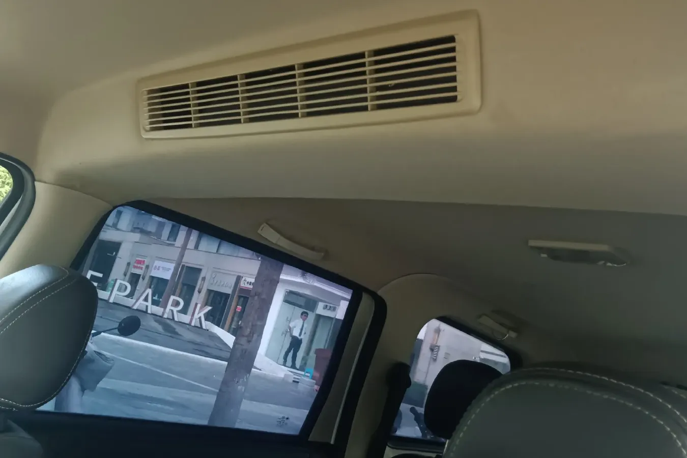 2018 DongFeng Fengon Fengon 330 1.5L 109HP L4 5MT,autocango,china used car exporter,china ev exporter,chinese used car exporter,chinese used ev exporter