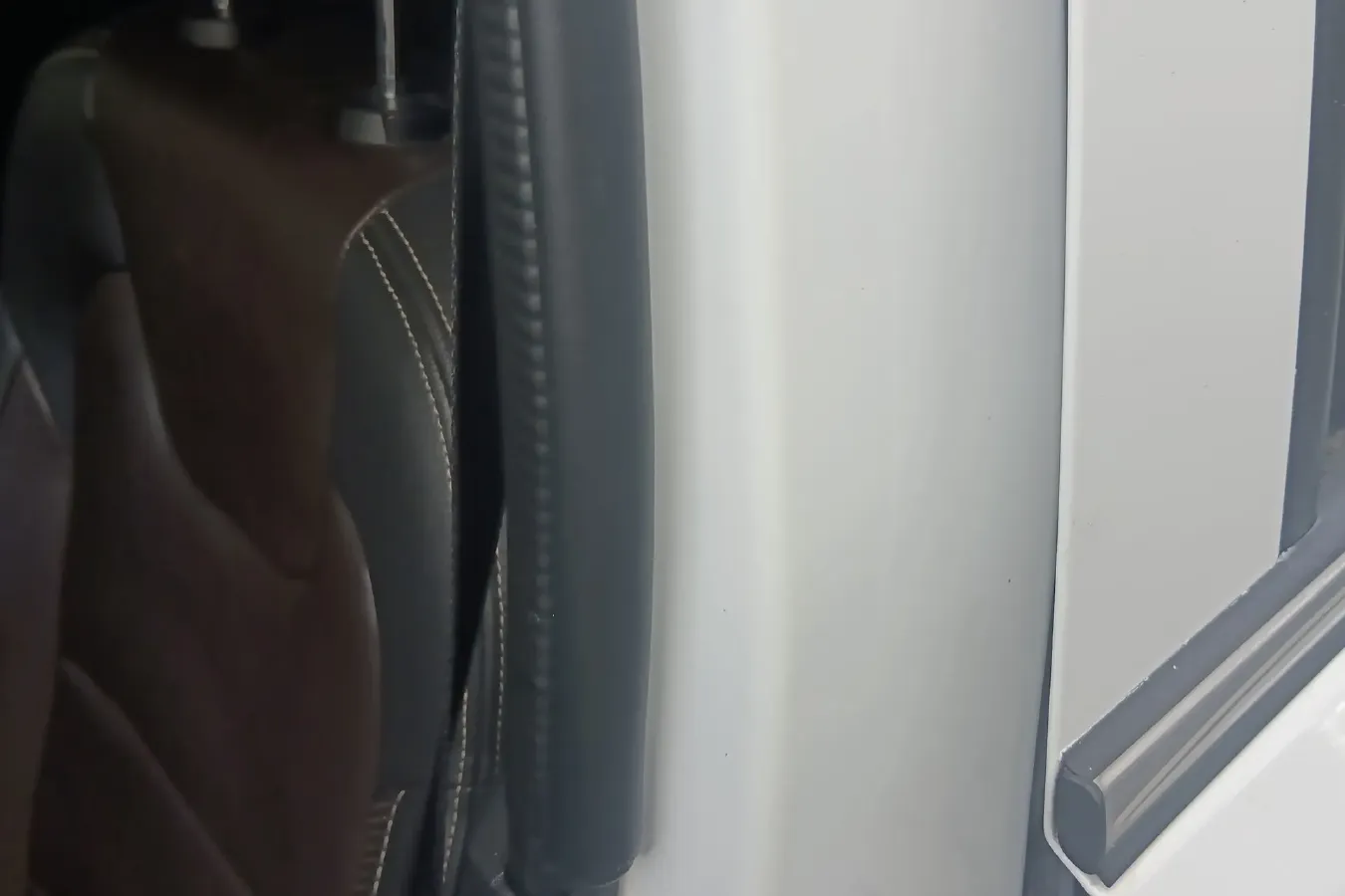 2018 DongFeng Fengon Fengon 330 1.5L 109HP L4 5MT,autocango,china used car exporter,china ev exporter,chinese used car exporter,chinese used ev exporter