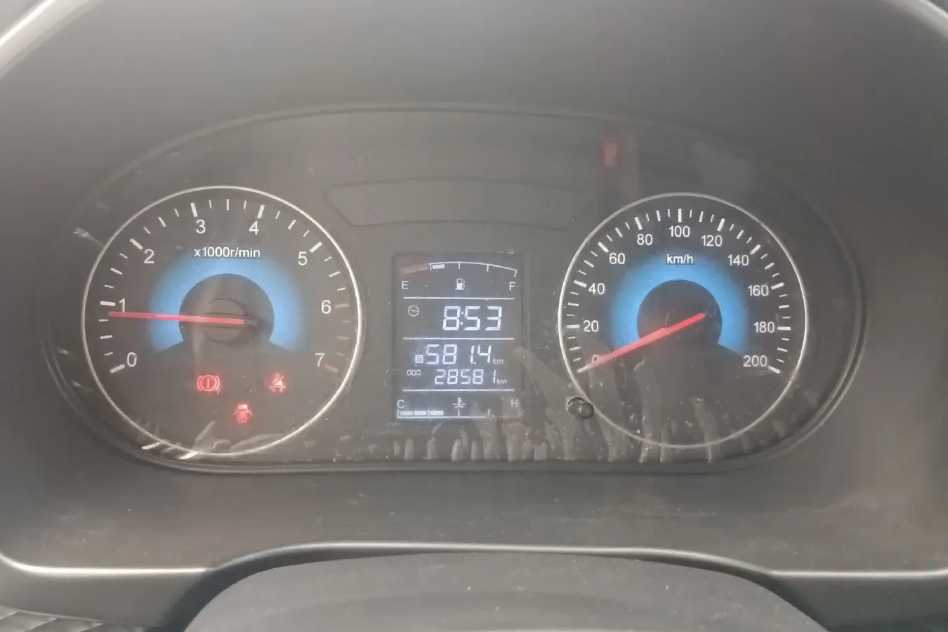 2018 DongFeng Fengon Fengon 330 1.5L 109HP L4 5MT,autocango,china used car exporter,china ev exporter,chinese used car exporter,chinese used ev exporter