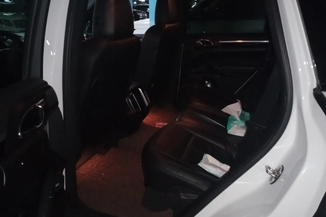 2011 Porsche Cayenne 3.0T 333HP V6 8AT,autocango,china used car exporter,china ev exporter,chinese used car exporter,chinese used ev exporter