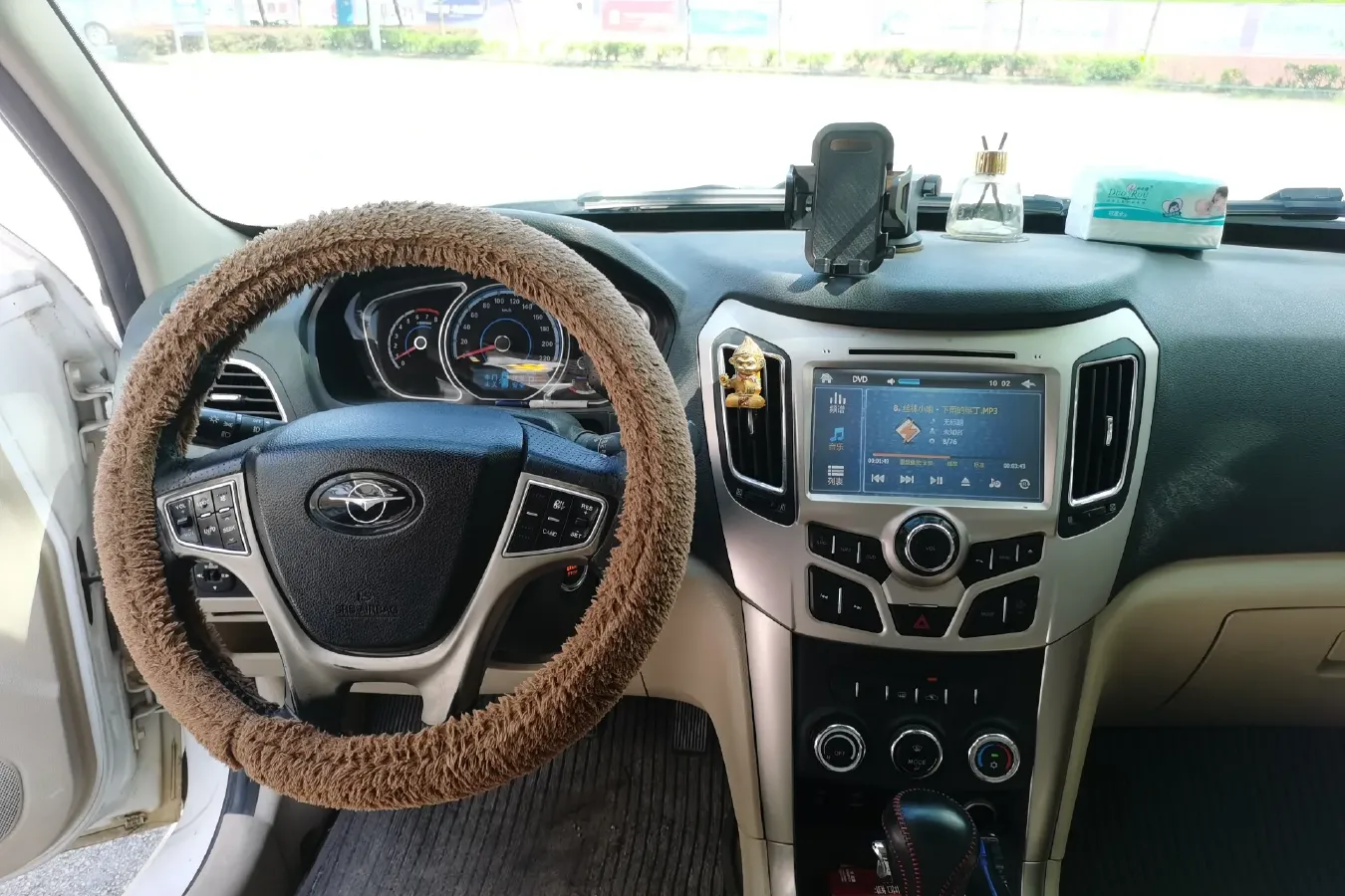 2013 HaiMa S7 2.0L 150HP L4 5AT,autocango,china used car exporter,china ev exporter,chinese used car exporter,chinese used ev exporter