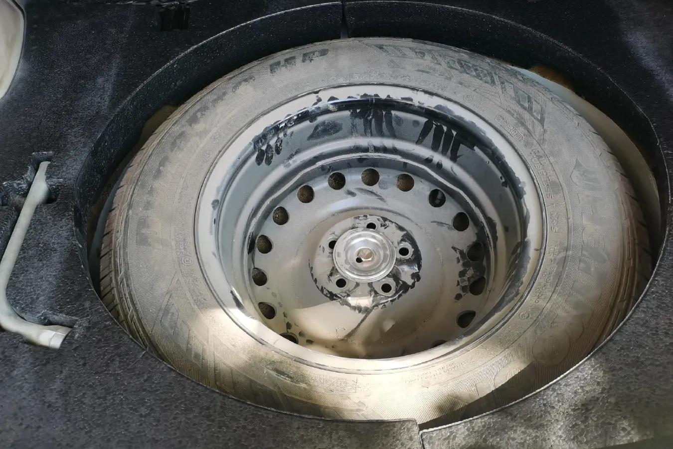 2013 HaiMa S7 2.0L 150HP L4 5AT,autocango,china used car exporter,china ev exporter,chinese used car exporter,chinese used ev exporter