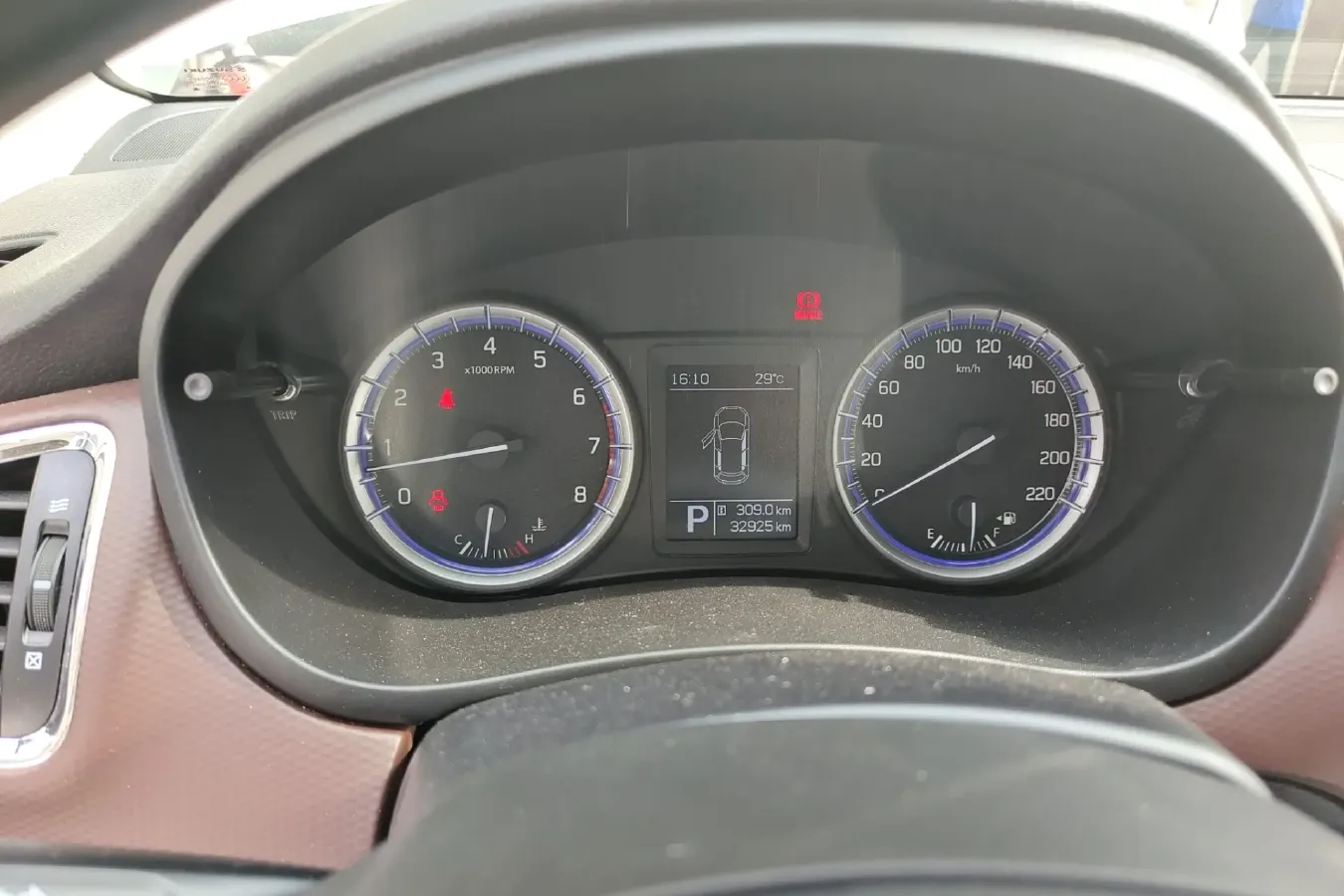 2017 Suzuki SX4 S-Cross 1.6L 122HP L4 CVT,autocango,china used car exporter,china ev exporter,chinese used car exporter,chinese used ev exporter