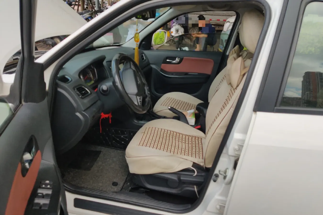 2013 HaiMa S7 2.0L 150HP L4 5AT,autocango,china used car exporter,china ev exporter,chinese used car exporter,chinese used ev exporter