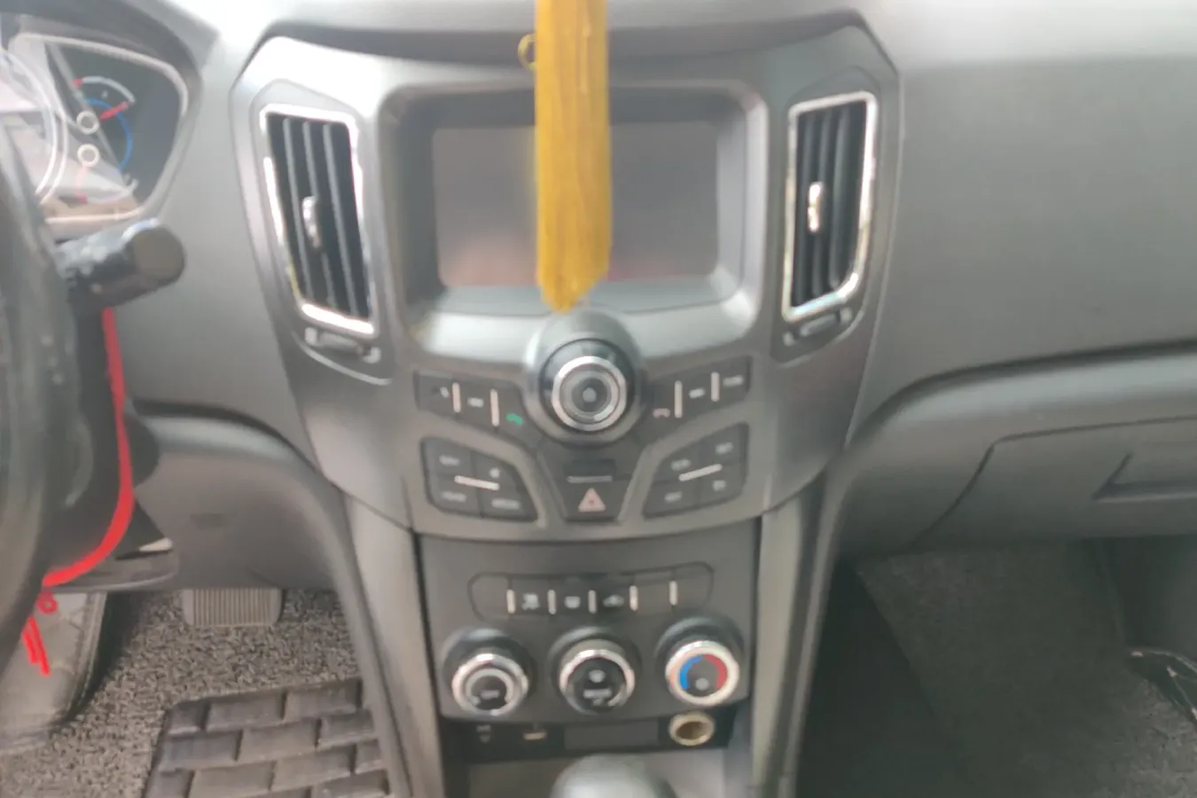 2013 HaiMa S7 2.0L 150HP L4 5AT,autocango,china used car exporter,china ev exporter,chinese used car exporter,chinese used ev exporter