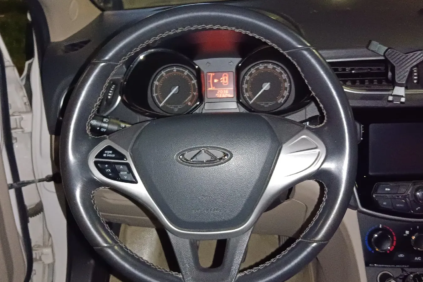 2015 Chery Arrizo 3 1.5L 109HP L4 5MT,autocango,china used car exporter,china ev exporter,chinese used car exporter,chinese used ev exporter