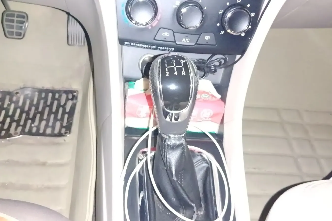 2015 Chery Arrizo 3 1.5L 109HP L4 5MT,autocango,china used car exporter,china ev exporter,chinese used car exporter,chinese used ev exporter