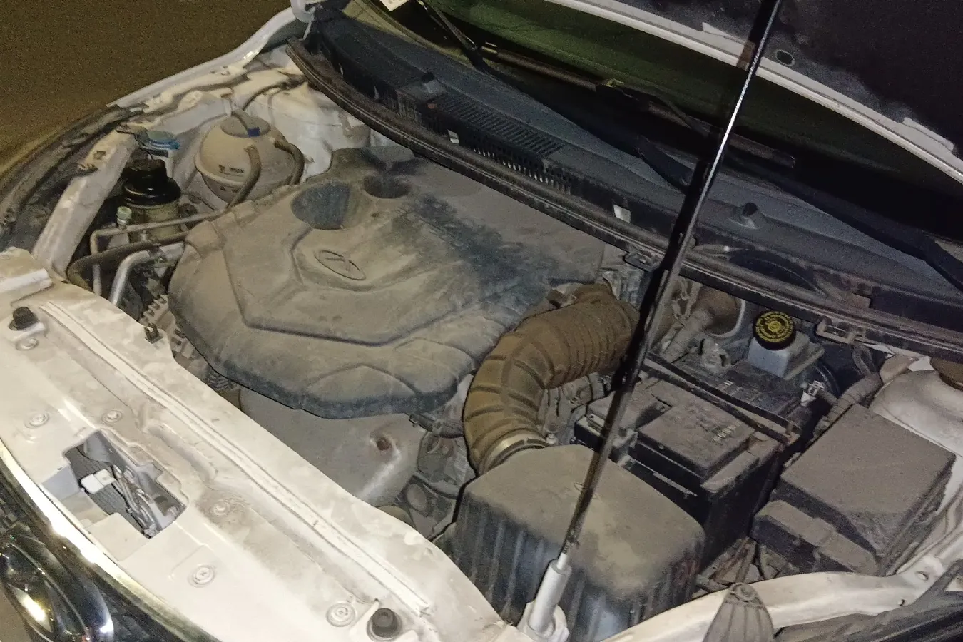 2015 Chery Arrizo 3 1.5L 109HP L4 5MT,autocango,china used car exporter,china ev exporter,chinese used car exporter,chinese used ev exporter