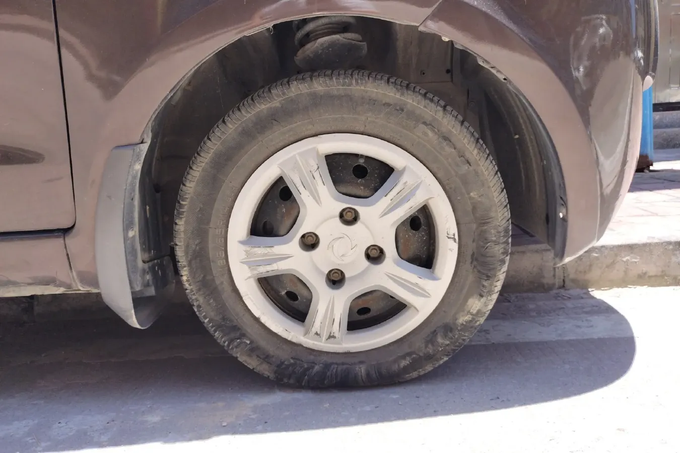 2014 DongFeng Fengon Fengon 330 1.5L 109HP L4 5MT,autocango,china used car exporter,china ev exporter,chinese used car exporter,chinese used ev exporter