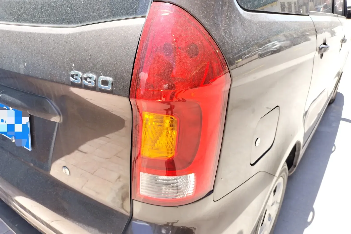 2014 DongFeng Fengon Fengon 330 1.5L 109HP L4 5MT,autocango,china used car exporter,china ev exporter,chinese used car exporter,chinese used ev exporter