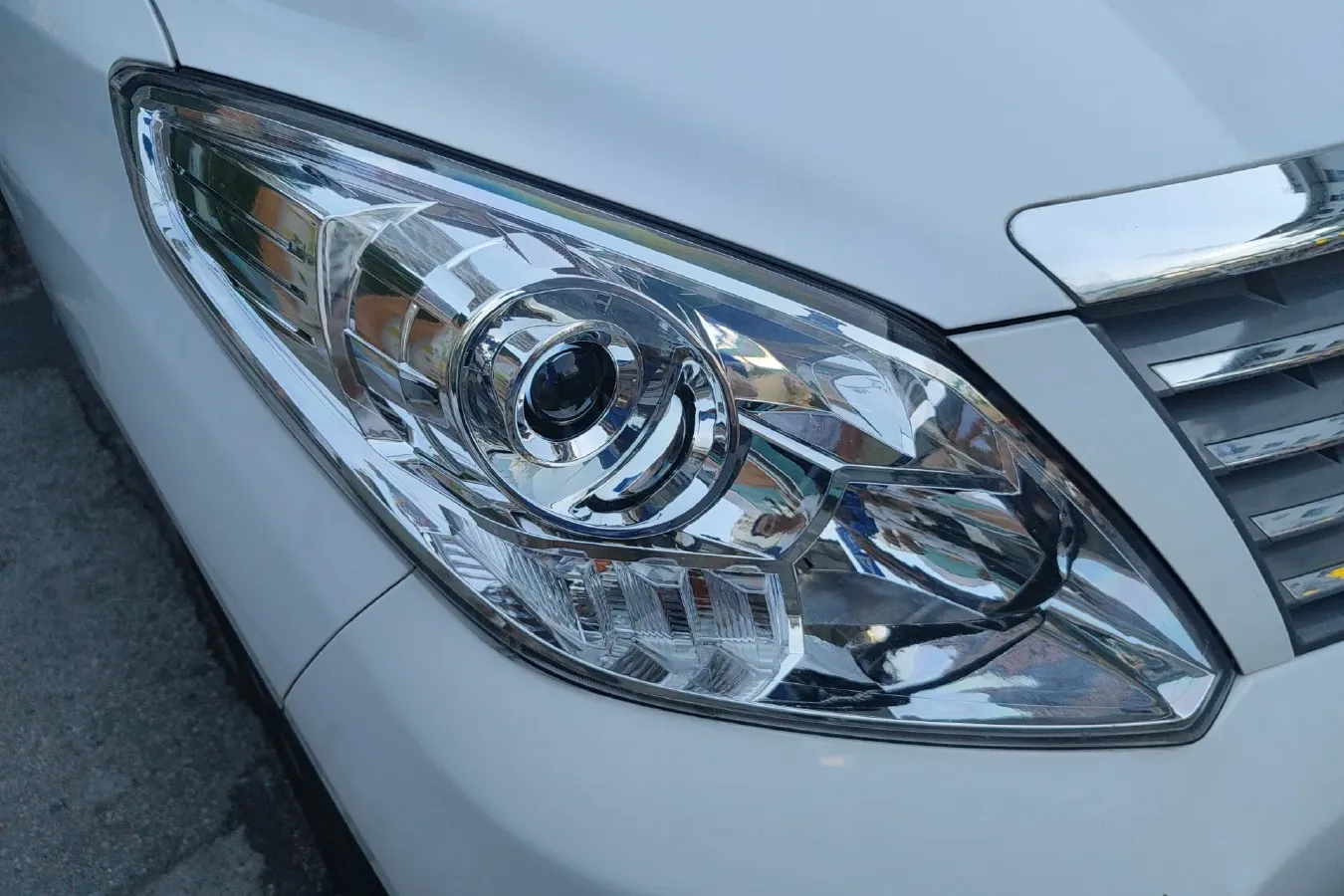 2021 DongFeng Forthing LingZhi Plus 2.0L 133HP L4 6MT,autocango,china used car exporter,china ev exporter,chinese used car exporter,chinese used ev exporter