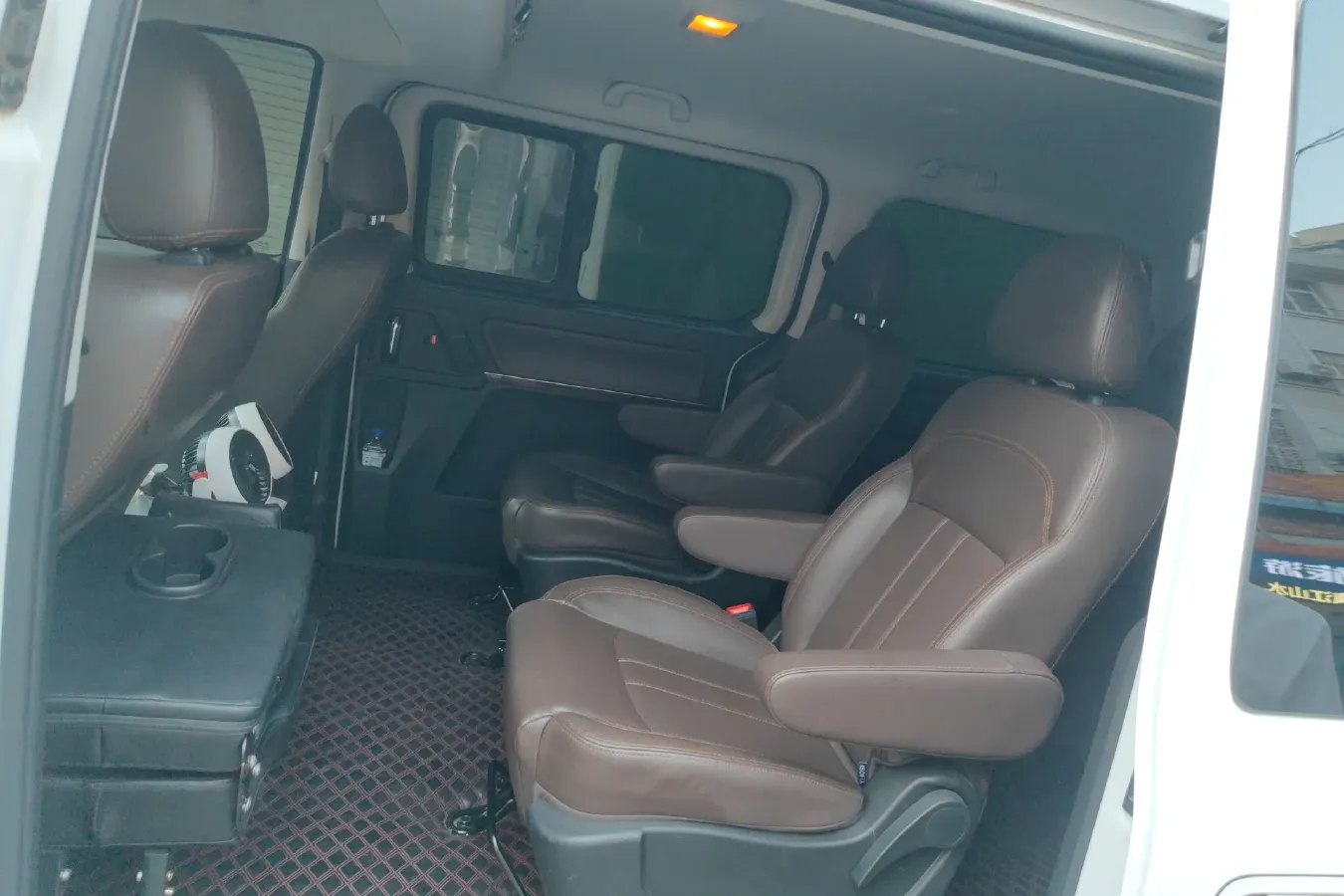 2021 DongFeng Forthing LingZhi Plus 2.0L 133HP L4 6MT,autocango,china used car exporter,china ev exporter,chinese used car exporter,chinese used ev exporter