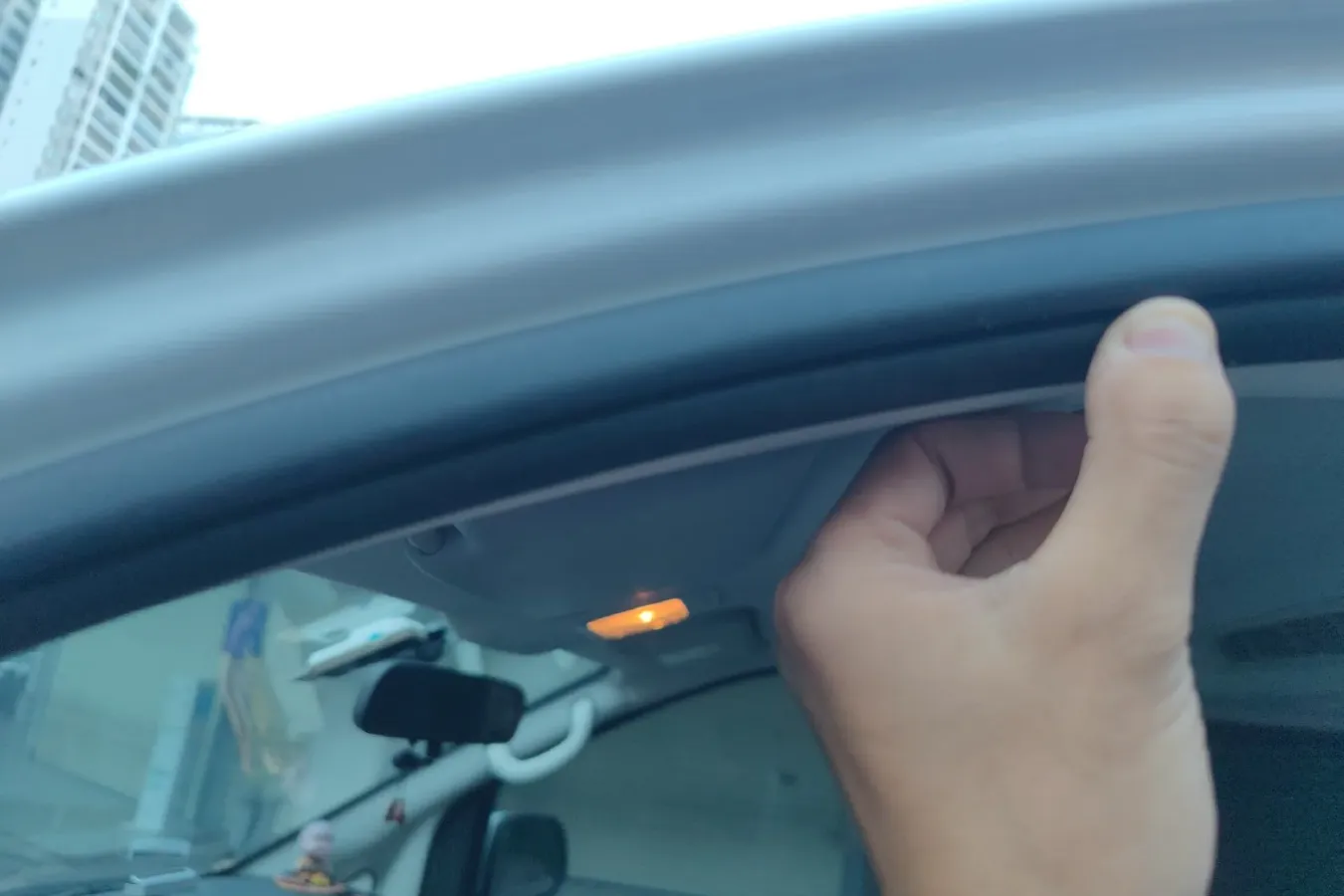 2021 DongFeng Forthing LingZhi Plus 2.0L 133HP L4 6MT,autocango,china used car exporter,china ev exporter,chinese used car exporter,chinese used ev exporter