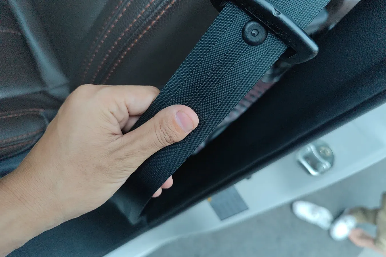 2021 DongFeng Forthing LingZhi Plus 2.0L 133HP L4 6MT,autocango,china used car exporter,china ev exporter,chinese used car exporter,chinese used ev exporter