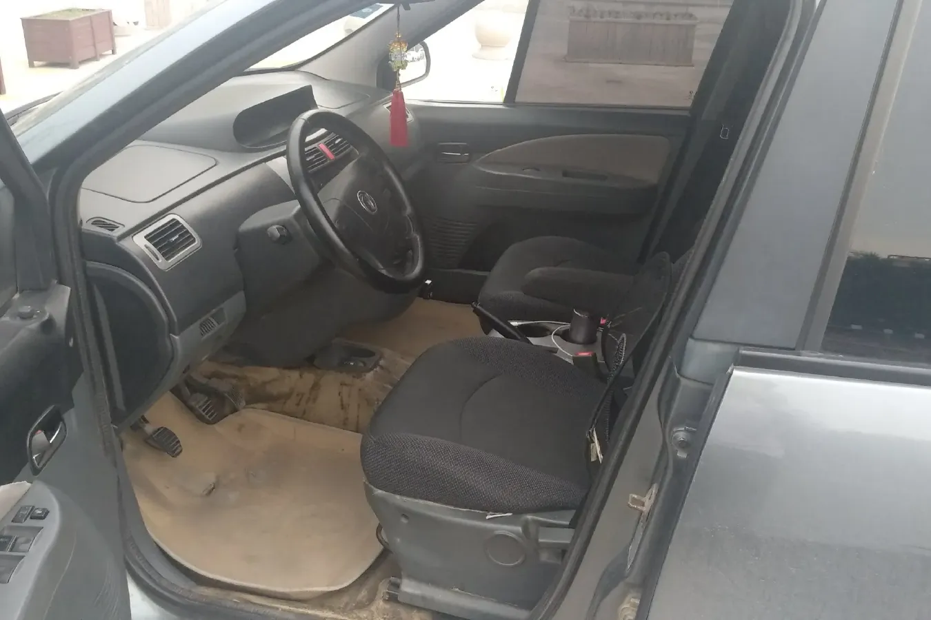 2011 DongFeng Forthing Joyear 1.5L 120HP L4 5MT,autocango,china used car exporter,china ev exporter,chinese used car exporter,chinese used ev exporter