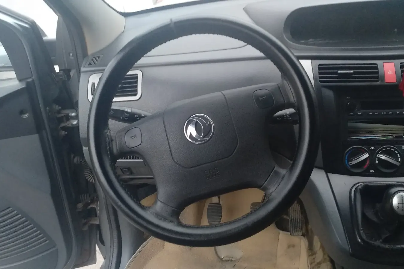 2011 DongFeng Forthing Joyear 1.5L 120HP L4 5MT,autocango,china used car exporter,china ev exporter,chinese used car exporter,chinese used ev exporter