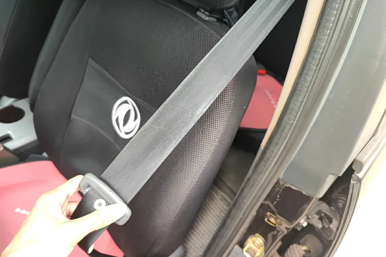 2011 DongFeng Forthing Joyear 1.5L 120HP L4 5MT,autocango,china used car exporter,china ev exporter,chinese used car exporter,chinese used ev exporter