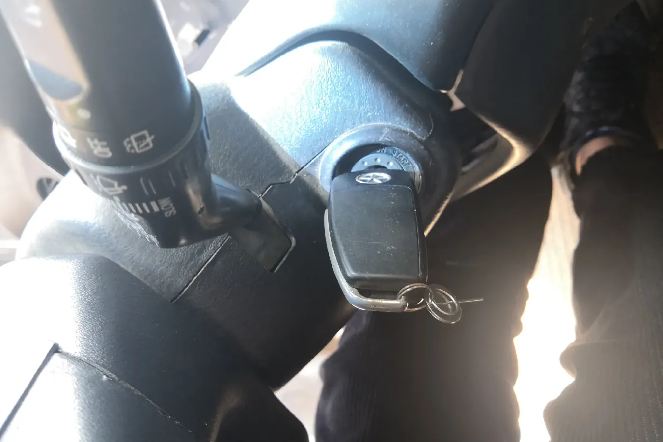 2015 JAC Refine 2.0L 147HP L4 5MT,autocango,china used car exporter,china ev exporter,chinese used car exporter,chinese used ev exporter