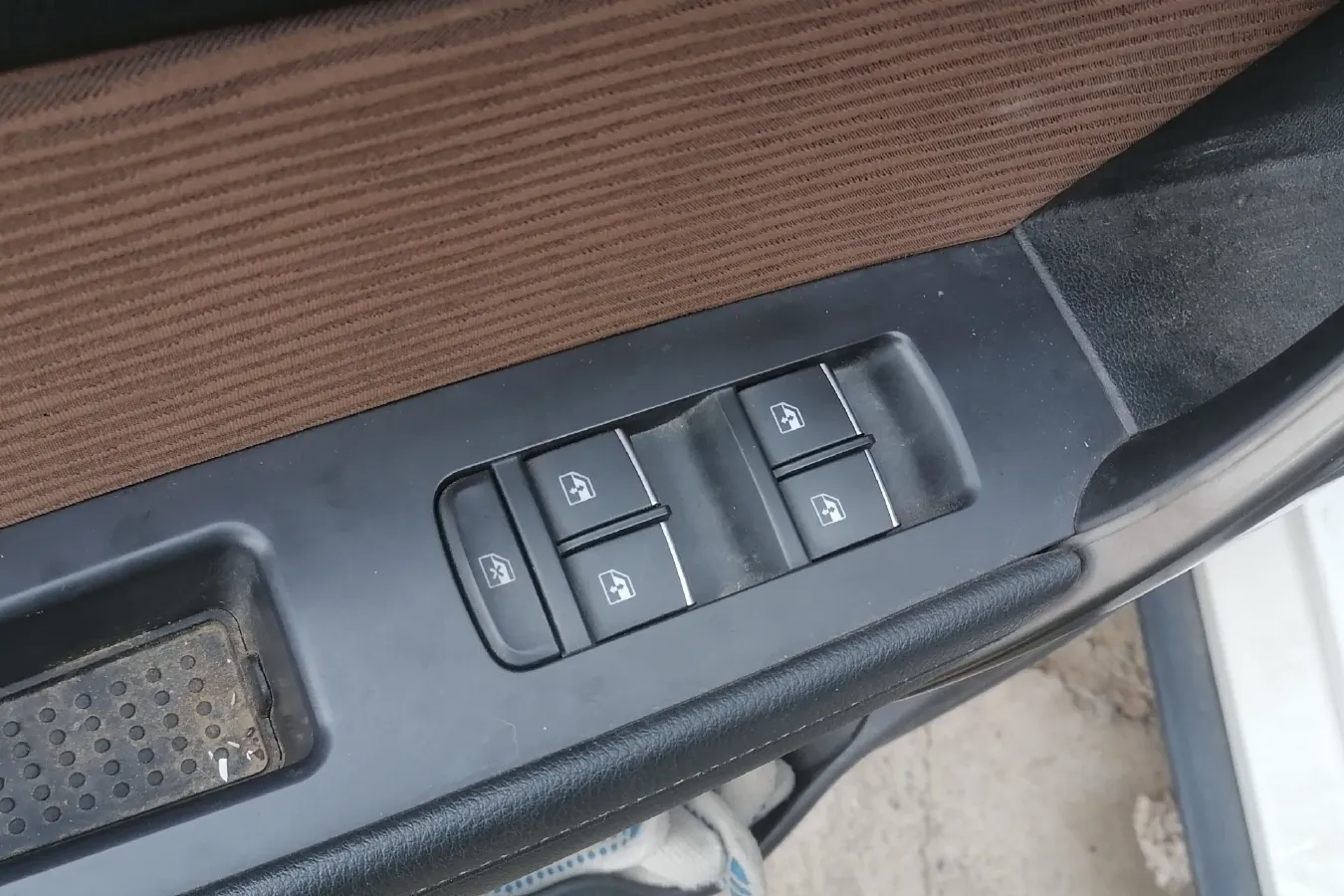 2017 BiSu M3 1.5L 114HP L4 5MT,autocango,china used car exporter,china ev exporter,chinese used car exporter,chinese used ev exporter