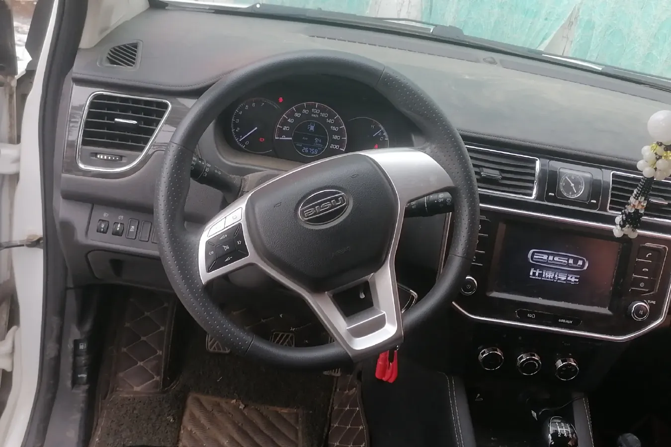 2017 BiSu M3 1.5L 114HP L4 5MT,autocango,china used car exporter,china ev exporter,chinese used car exporter,chinese used ev exporter