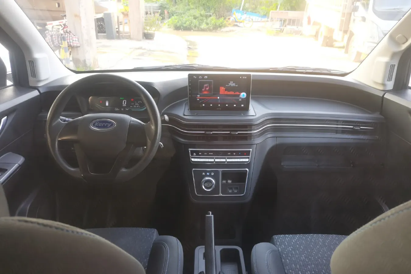 2021 Karry Dolphin EV BEV 44.5KWH,autocango,china used car exporter,china ev exporter,chinese used car exporter,chinese used ev exporter