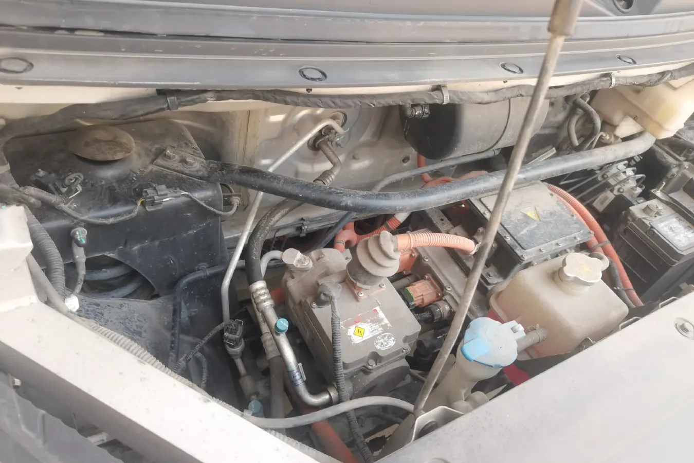 2021 Karry Dolphin EV BEV 44.5KWH,autocango,china used car exporter,china ev exporter,chinese used car exporter,chinese used ev exporter