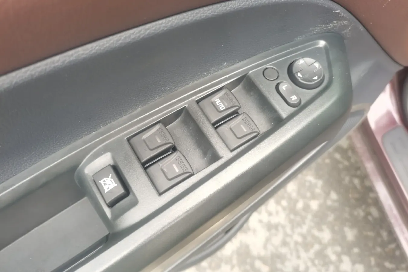 2016 HaiMa V70 1.5T 156HP L4 6AT,autocango,china used car exporter,china ev exporter,chinese used car exporter,chinese used ev exporter