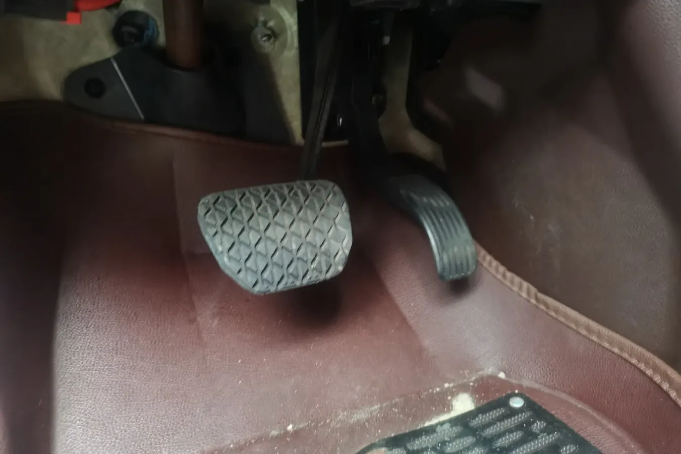 2016 HaiMa V70 1.5T 156HP L4 6AT,autocango,china used car exporter,china ev exporter,chinese used car exporter,chinese used ev exporter