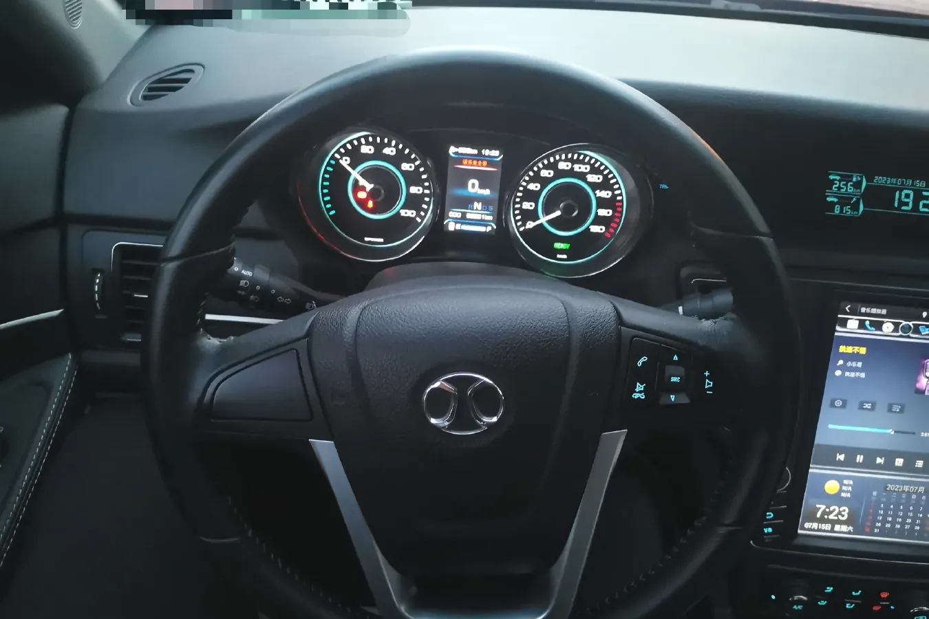 2016 BAIC BJEV EU BEV 41.4KWH,autocango,china used car exporter,china ev exporter,chinese used car exporter,chinese used ev exporter